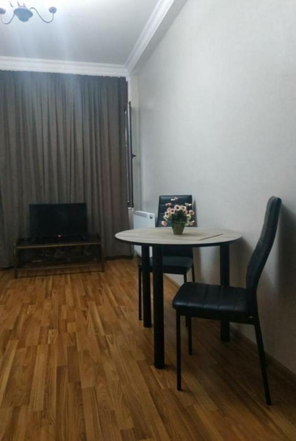 Cozy Home Тбилиси Екстериор снимка