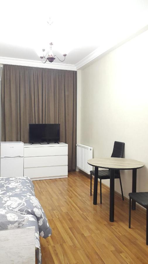 Cozy Home Тбилиси Екстериор снимка