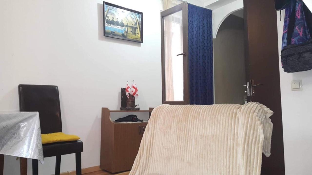 Cozy Home Тбилиси Екстериор снимка